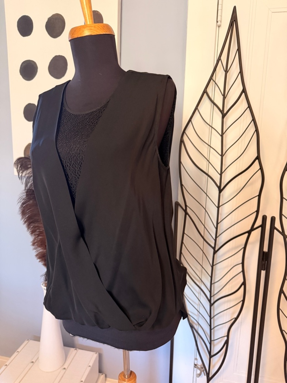 ~Chelsea and Walker Black Faux Wrap Lace Plunge Tank Sz. 6 *EUC* $275+tax